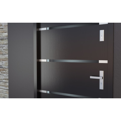 TOTAL vhodna kljuka - kljuka iz nerjavečega jekla. TOTAL vhodna kljuka - kljuka iz nerjavečega jekla.