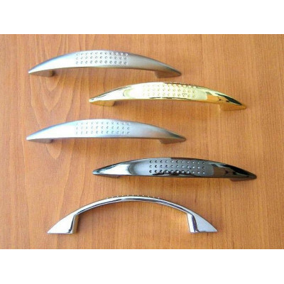 Ročaji JAMO 96 mm se lahko najdejo v kategoriji "Kratki kvadratni ščit" na e-shopu. Tukaj so na voljo različne možnosti za ročaj Ročaji JAMO 96 mm se lahko najdejo v kategoriji "Kratki kvadratni ščit" na e-shopu. Tukaj so na voljo različne možnosti za ročaj