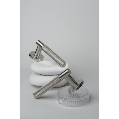 SORIA BB kljuka za vrata brušeni nikel.