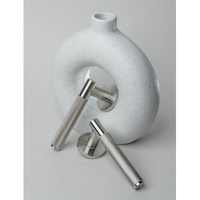 SORIA PZ kljuka za vrata brušeni nikel