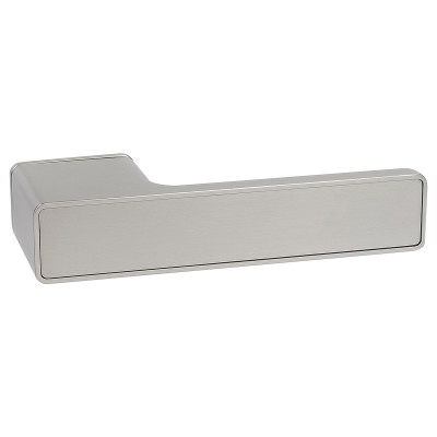 RK.S2.LIBERA.NIMAT kljuka na vratih