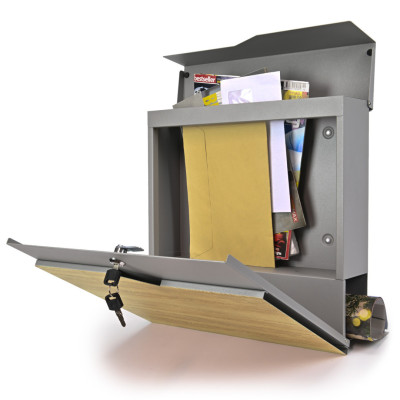 S3637 poštni nabiralnik srebrne barve + imitacija lesa. S3637 poštni nabiralnik srebrne barve + imitacija lesa.