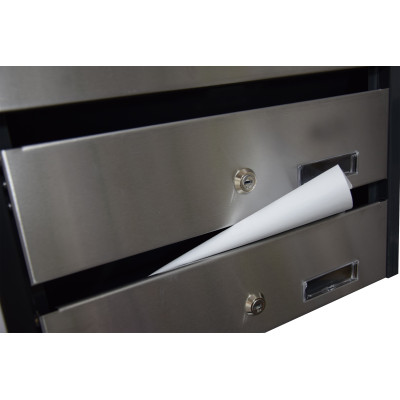 M39/8 N modulová schránka úkosová RAL7016 + nerez